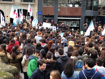 16 04 13 Manifestacionestudantil_Pontevedra_39.jpg